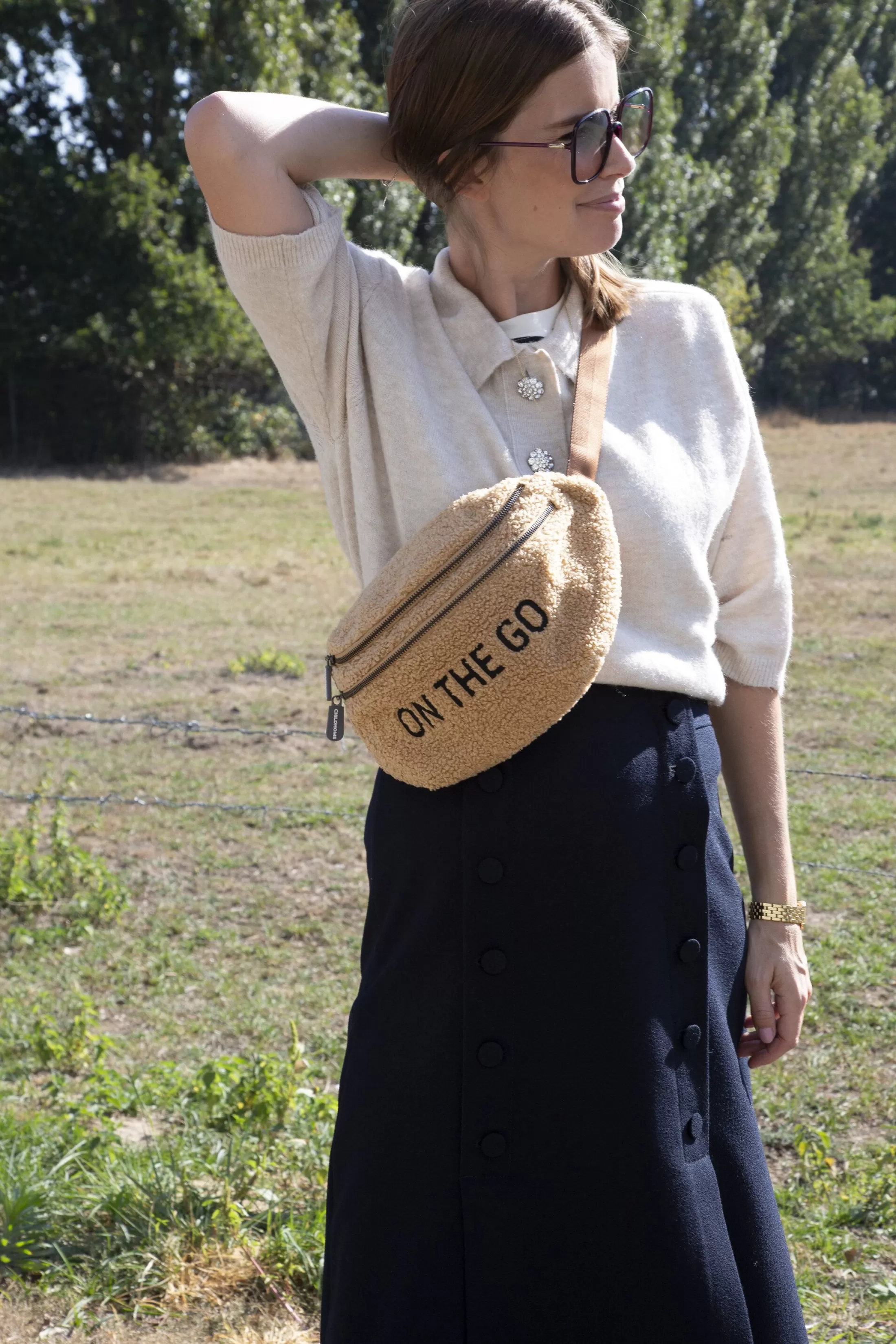 Shop Banana Bag On The Go Sac De Hanche - Teddy Brun Banana Bag | Banana Bag