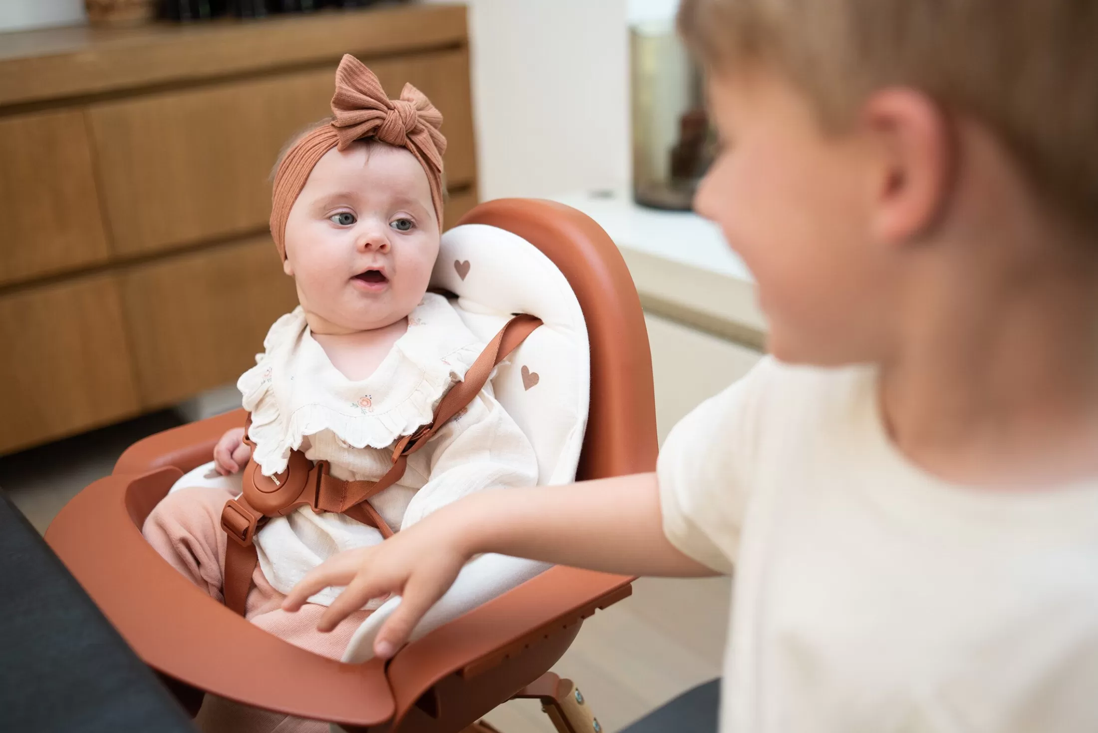 evolu_coussin_pour_chaise_haute__jersey__hearts_9.webp Sale Evolu Coussin Pour Chaise Haute - Jersey - Hearts Coussins Pour Chaise Haute | Evolu Accessoires