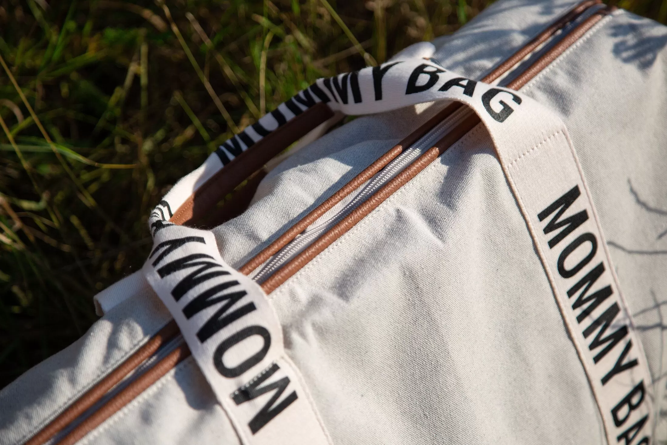 mommy_bag__sac_a_langer__signature__toile__ecru_10.webp Best Mommy Bag ® Sac A Langer – Signature - Toile - Ecru Signature Collection | Mommy Bag ®