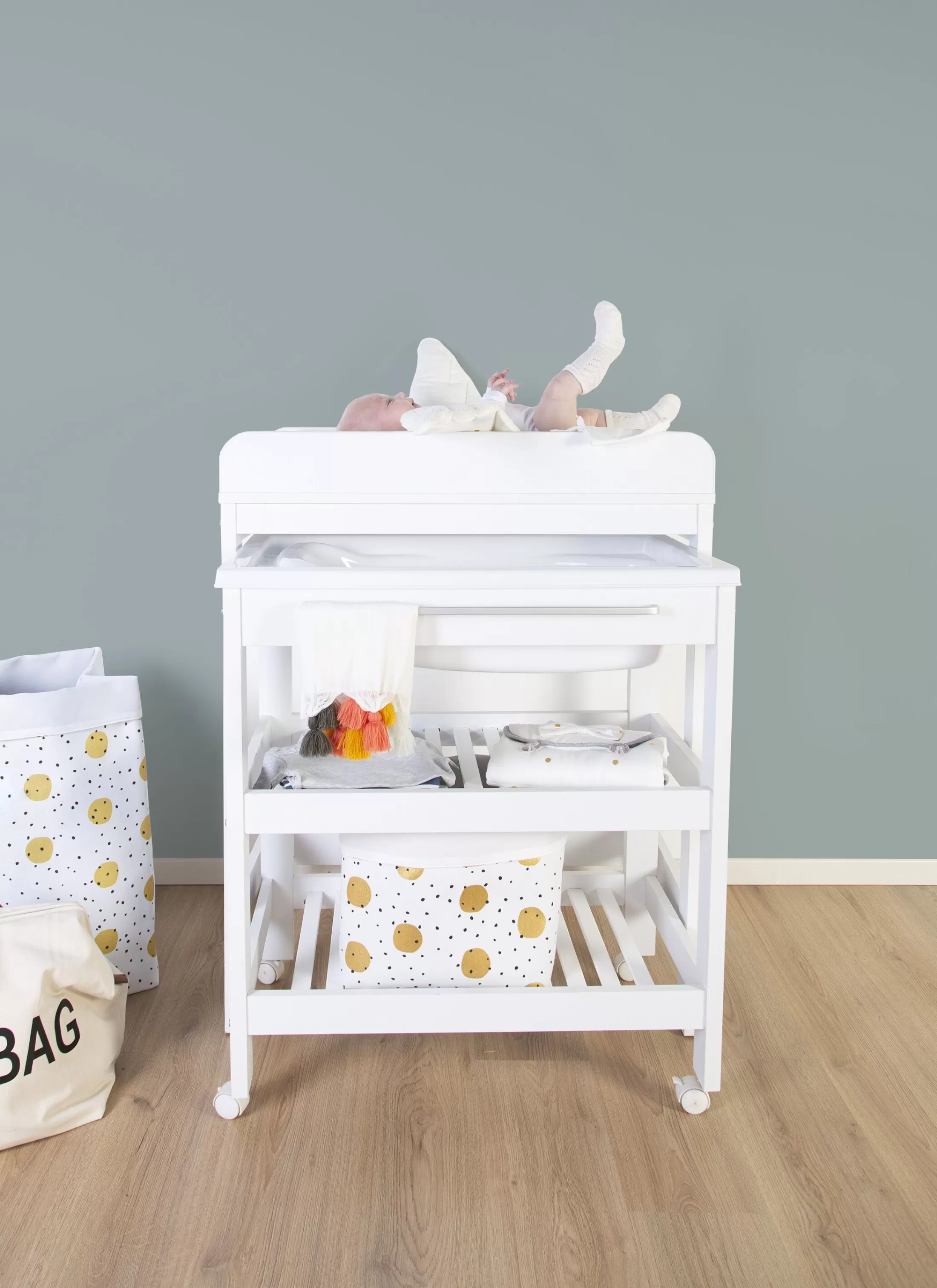 panier_de_rangement__xx_cm__toile__gold_dots_2.webp Clearance Panier De Rangement - 32x32x29 Cm - Toile - Gold Dots Paniers De Rangement